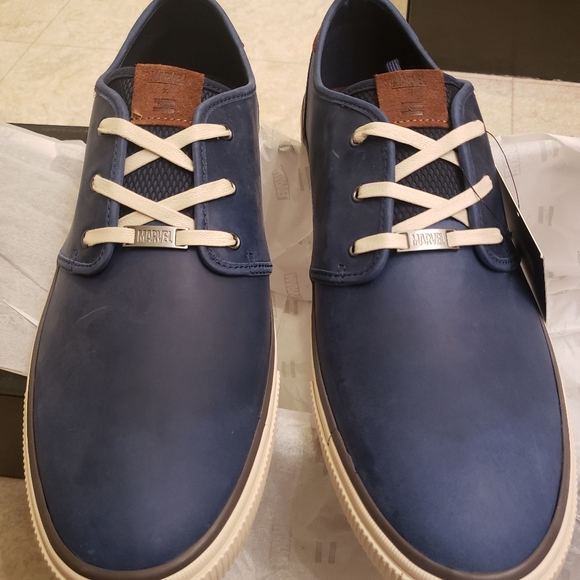 Toms x Marvel - Picture 2 of 6